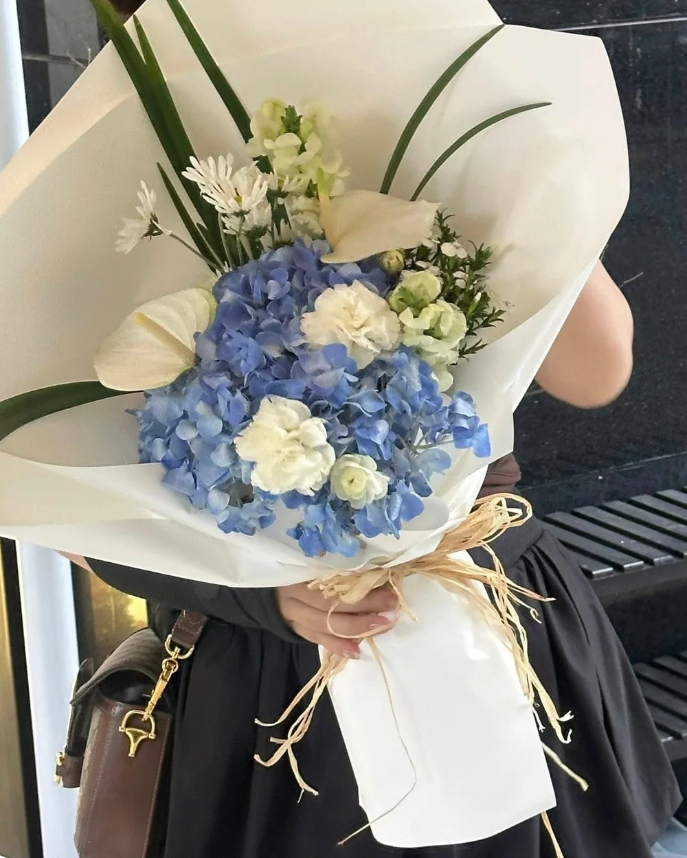 ブルーあじさいブーケ
